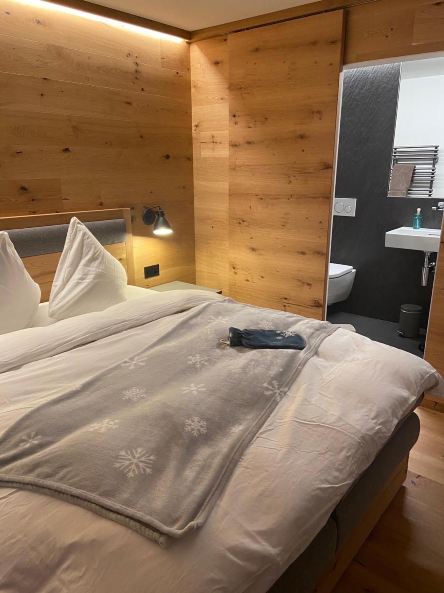 Boutique Lodge Spycher 萨斯费 外观 照片